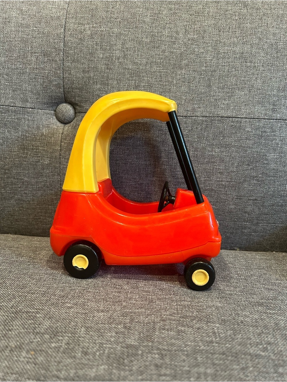 Vintage Little Tikes Cozy Coupe 6” Dollhouse Size Kids Mini Car Toy - Picture 3 of 9